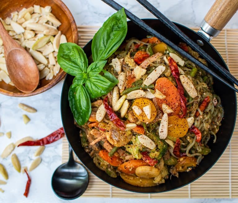 Low carb Miracle noodle stir fry bowl