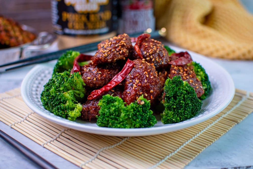 Plated Picture of Low carb general tso chicken recipe