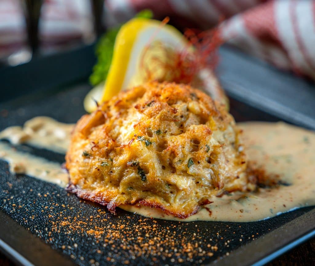 maryland style keto crab cakes with remoulade