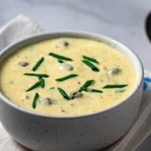 keto remoulade in a bowl garnished with chives